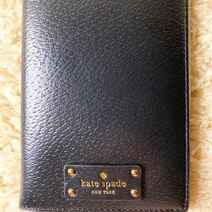 Kate Spade Black Imogene Passport Wallet - NWOT